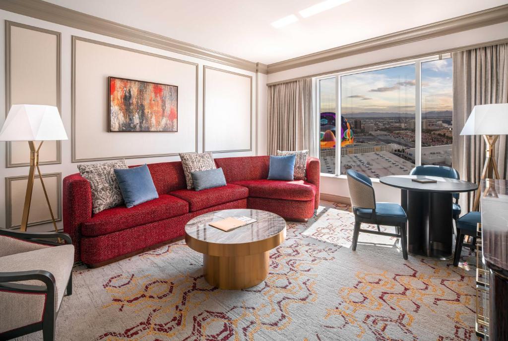 Double Destination Holiday Deal || Cancun + Las Vegas