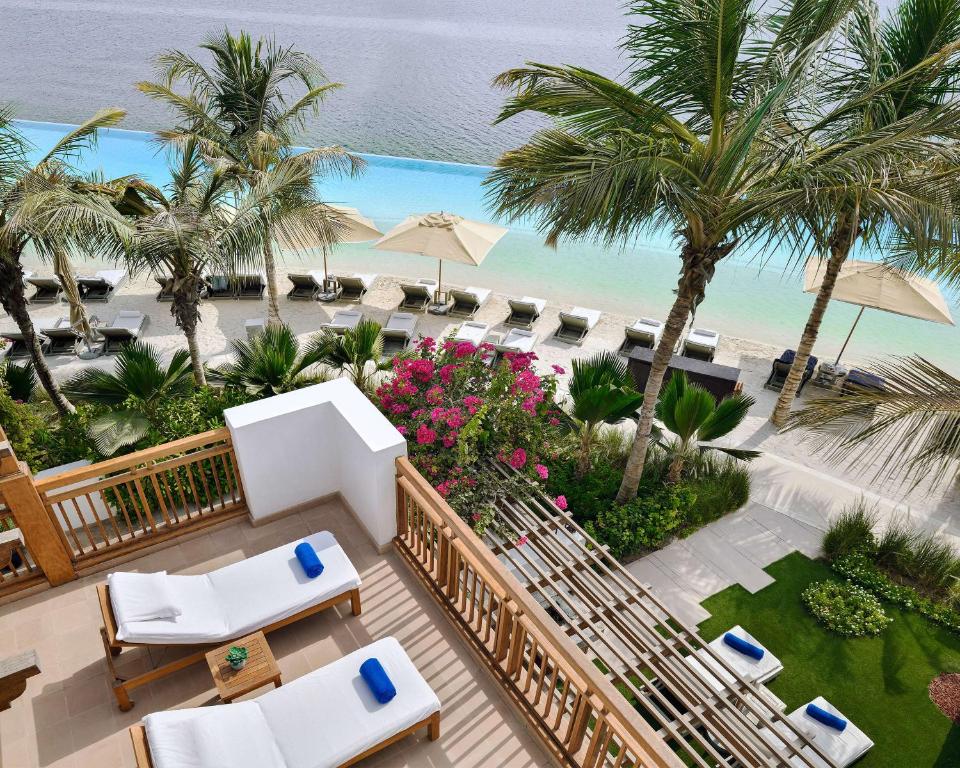 11 Nights Holiday at Dubai, Phuket and Krabi with Breakfast, Starting from £1499 pp