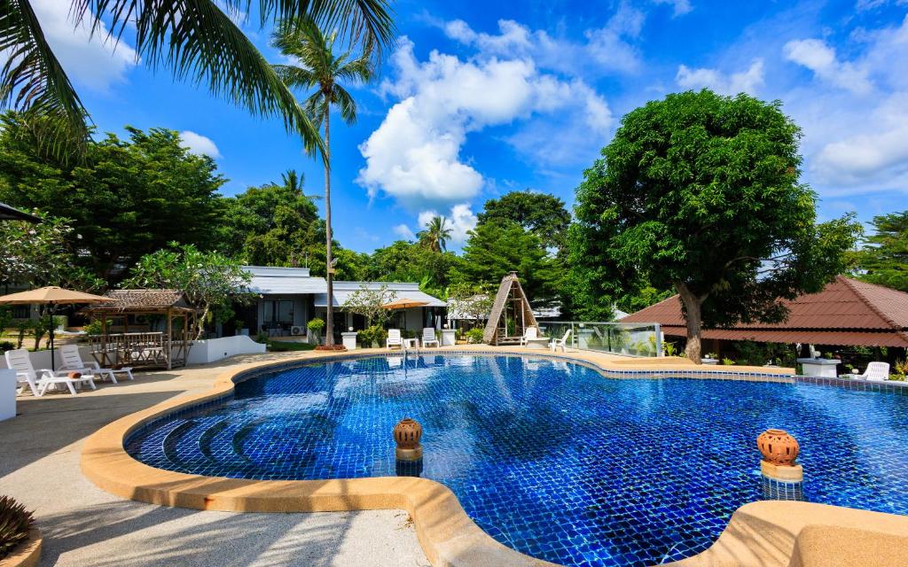 Thailand Twin Destination: 9 Nights in Bangkok and Koh Samui with Breakfast