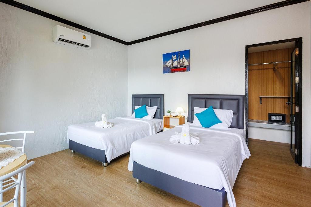 Thailand Twin Destination: 9 Nights in Bangkok and Koh Samui with Breakfast