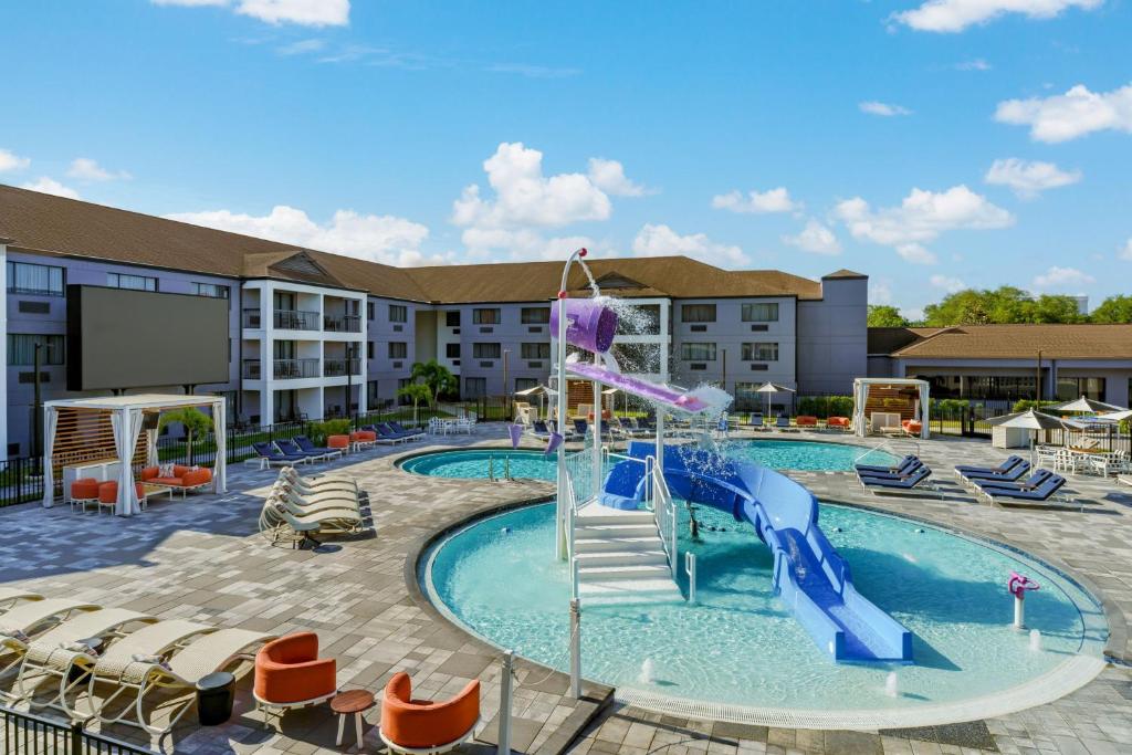 Starry Nights! Your 10 Nights Family Extravaganza in Orlando & Bahamas! Adventure Awaits!