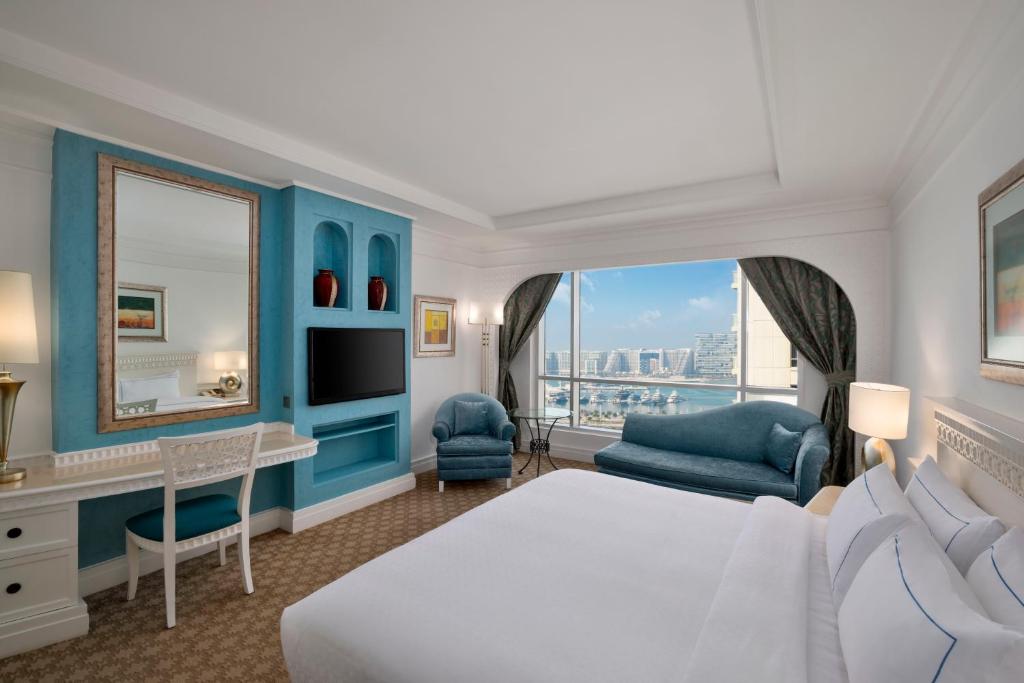 10 Nights of Ultimate Luxury: Dubai & Maldives Getaway! Price starting from £ 2,249/pp