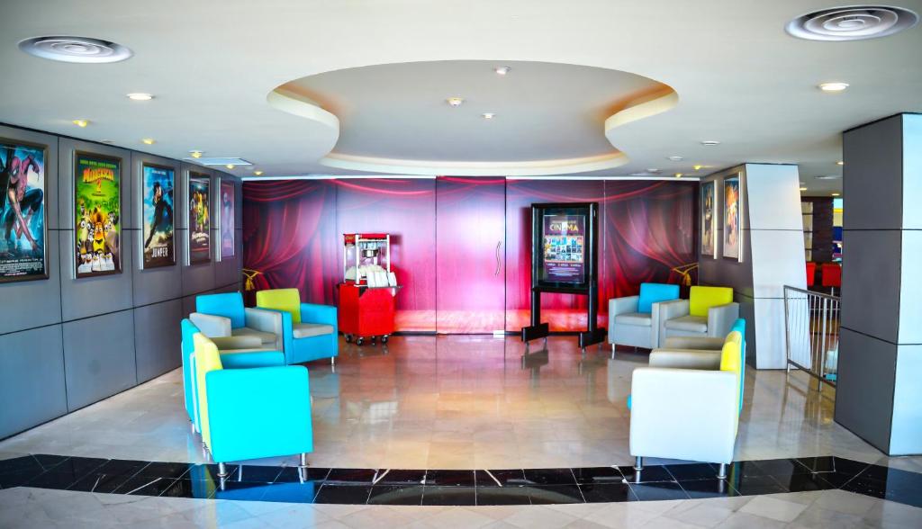 10 Nights Holidat at Cancun & Las Vegas with Standard room