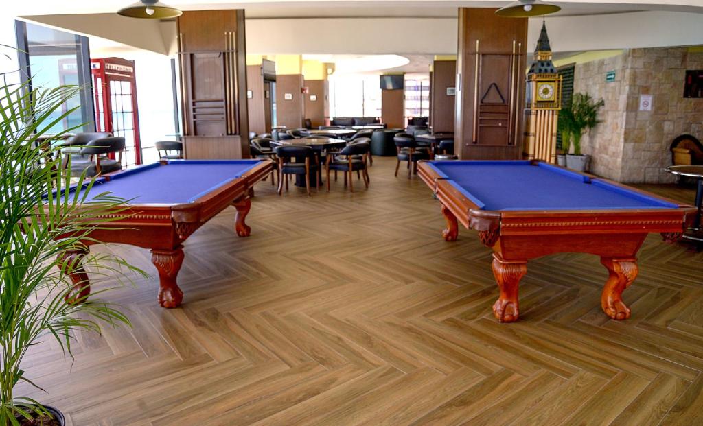 10 Nights Holidat at Cancun & Las Vegas with Standard room