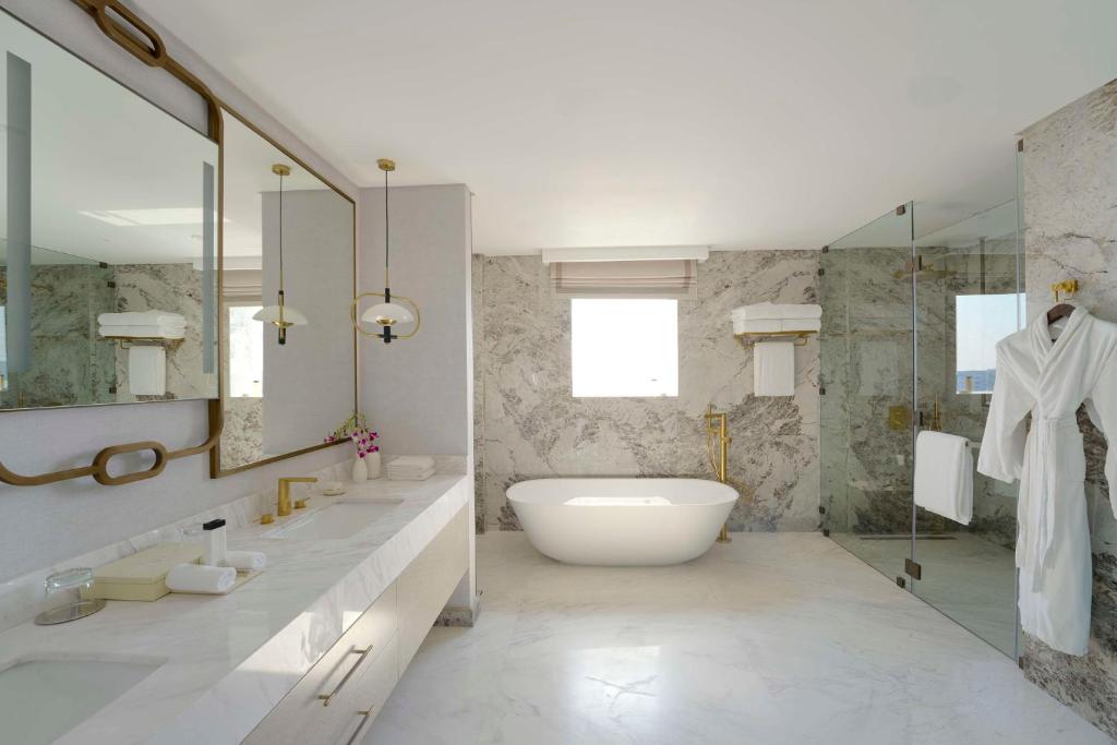 07 Nights Holiday Adventure at Grand Hyatt Dub