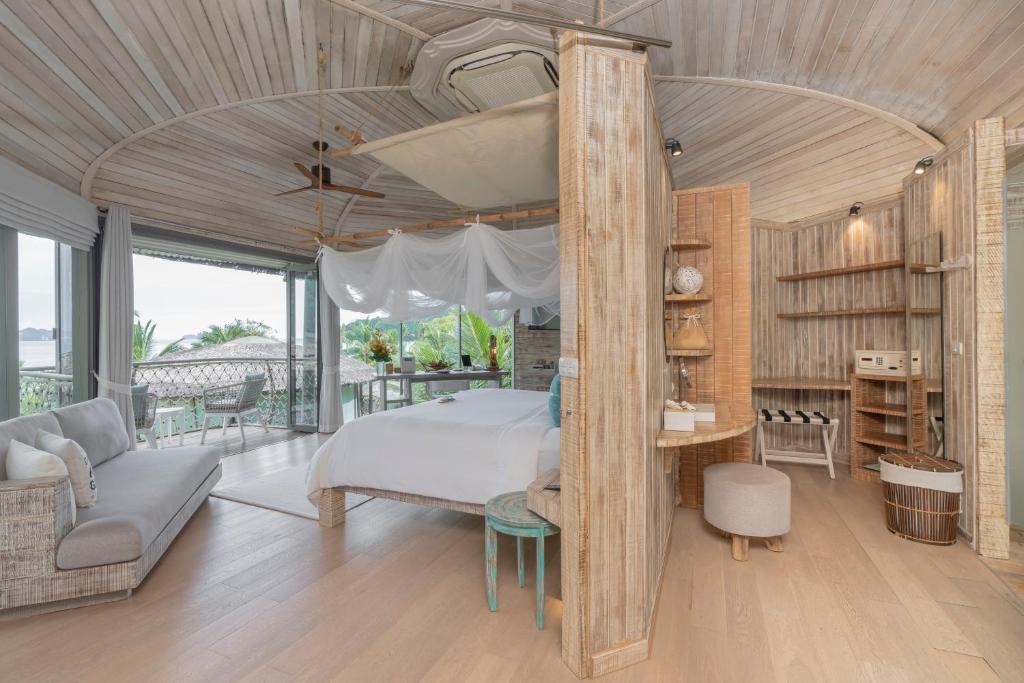 12 NIghts Holiday Deal at Koh Yao, Krabi & Bangkok with Breakfast