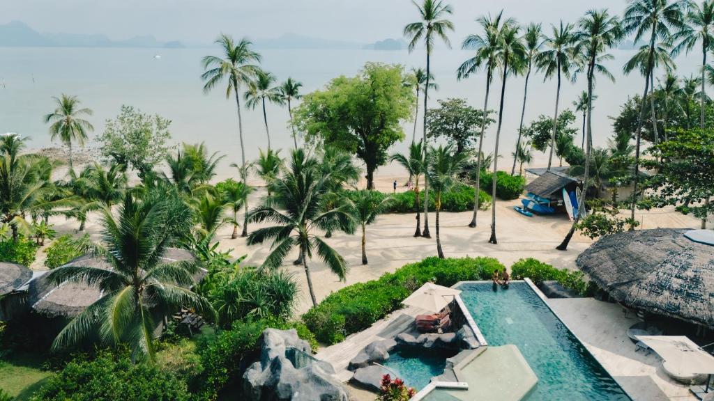 12 NIghts Holiday Deal at Koh Yao, Krabi & Bangkok with Breakfast