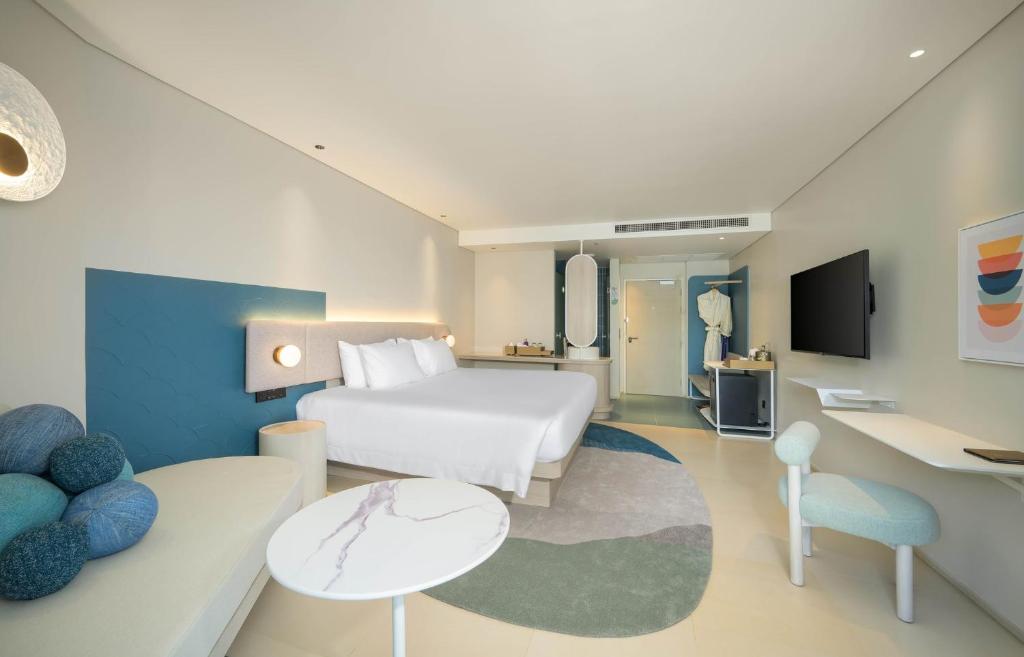 12-Night Multi-Center Thailand Escape! covering Bangkok, Koh Samui & Phuket! price starting from £1,299/PP