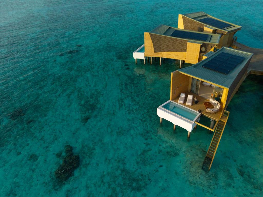 MALDIVES SUNSET OVERWATER POOL VILLA — FOR THE WHOLE FAMILY! 7 NIGHTS • 2 ADULTS + 2 KIDS • ALL-INCLUSIVE MAY 2027 FROM £6,999 PER FAMILY