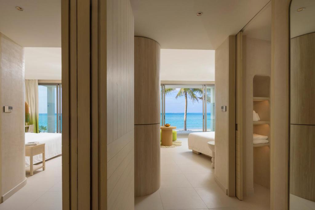 MALDIVES SUNSET OVERWATER POOL VILLA — FOR THE WHOLE FAMILY! 7 NIGHTS • 2 ADULTS + 2 KIDS • ALL-INCLUSIVE MAY 2027 FROM £6,999 PER FAMILY
