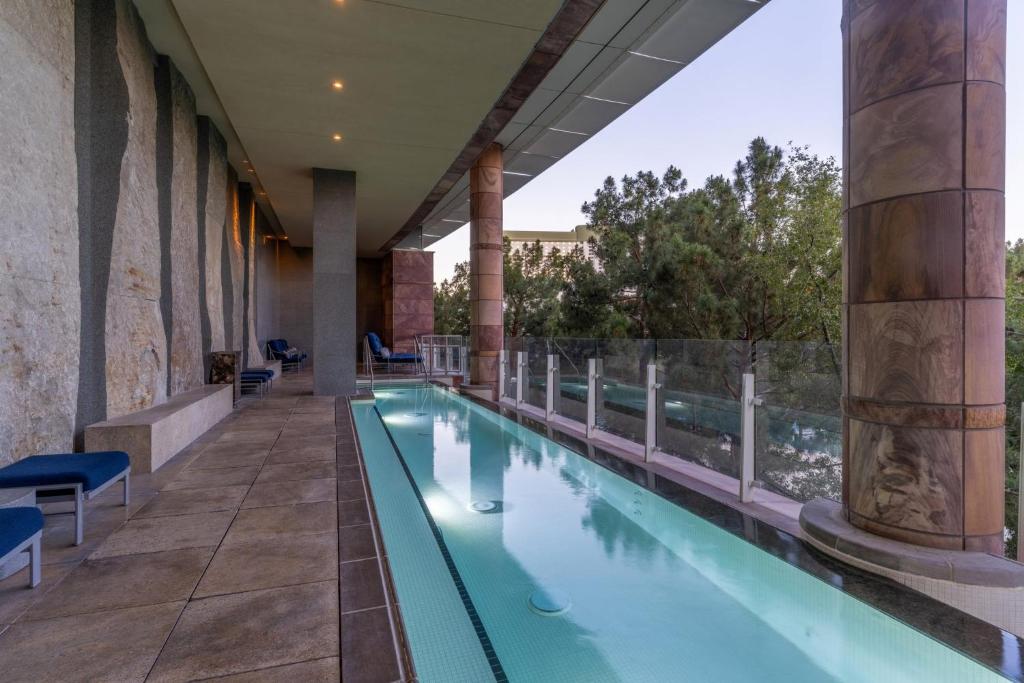 “Double Delight: 10 Nights in Las Vegas & Cancun – A Perfect Fusion of Entertainment and Tropical Paradise” Starting fr. £1999 PP