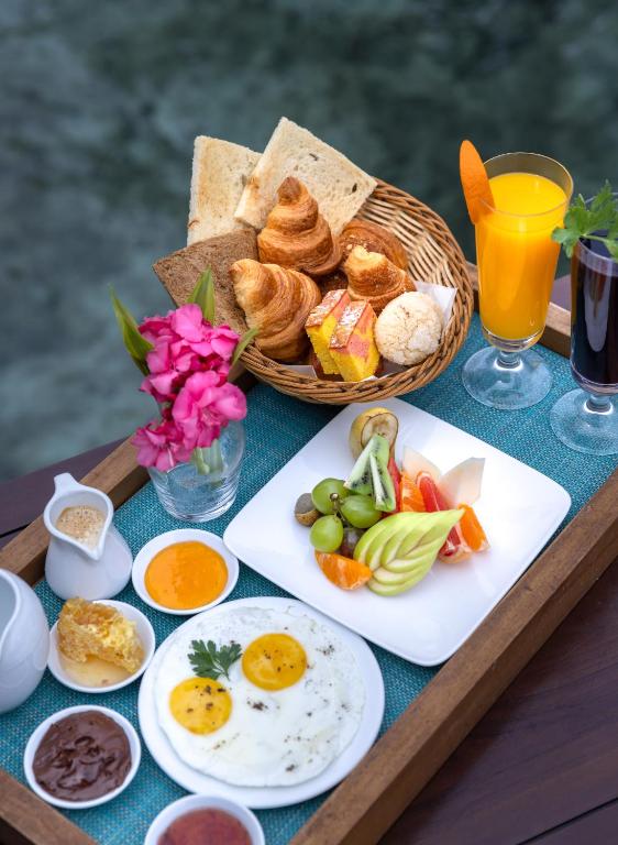 Dream Maldives Getaway: 7 Nights Adaaran Select Hudhuranfushi All Inclusive Premium Combined Return Speedboat Transfer included Price starting from £1,599pp