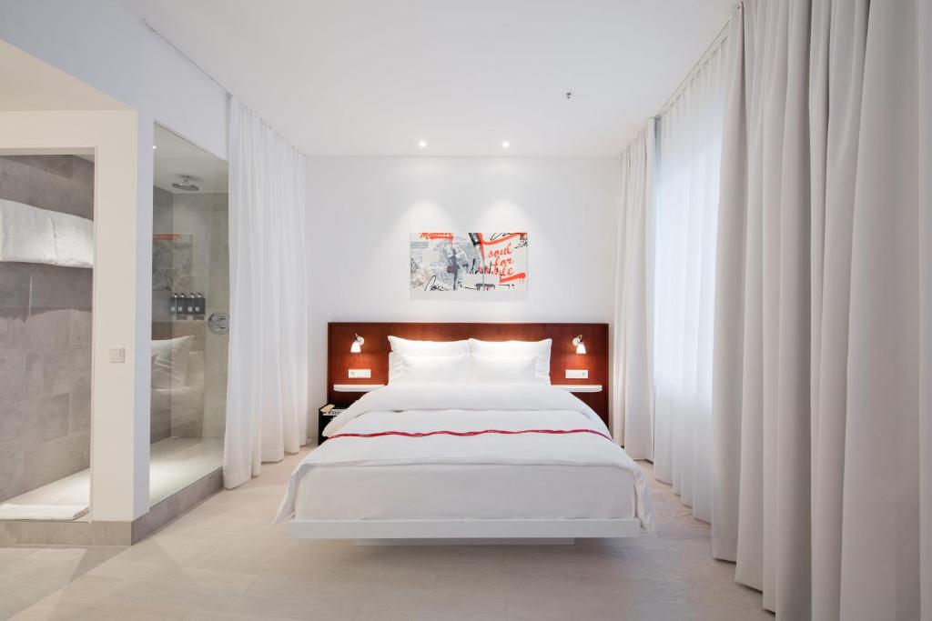 10 Nights Berlin → Prague → Vienna → Budapest price starting from £699pp!