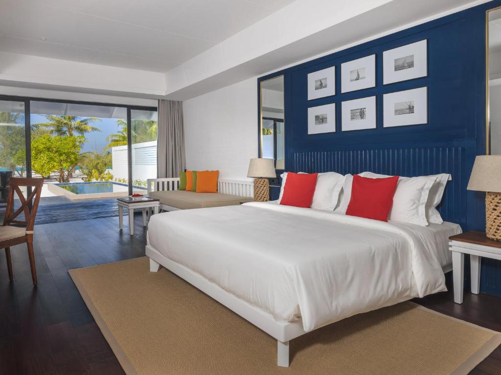 10 Nights of Indulgence and Relaxation in Abu Dhabi and the Maldives