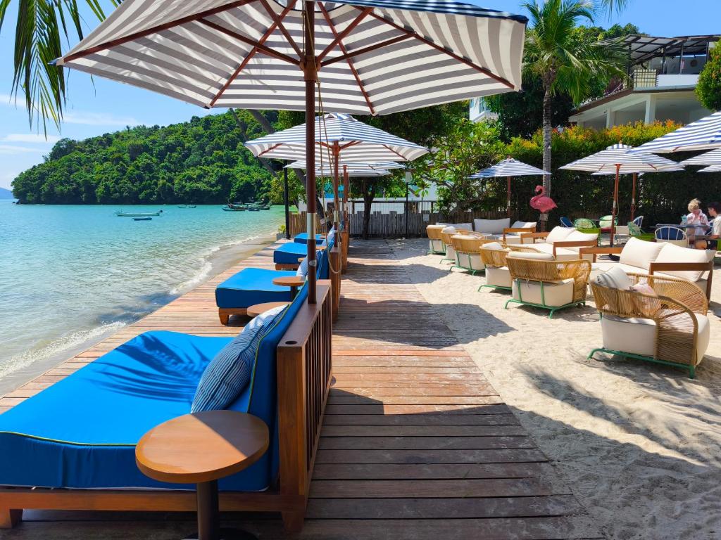WE'VE MADE KOH LIPE EASY! 14 Nights Koh Lipe, Phuket & Bangkok Price starting From £1,399pp