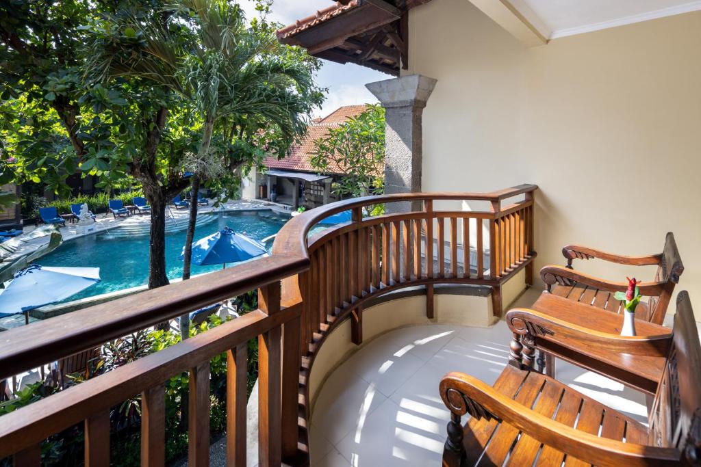 09 Nights of 3 Capitals. 1 Epic Holiday. Just £849pp