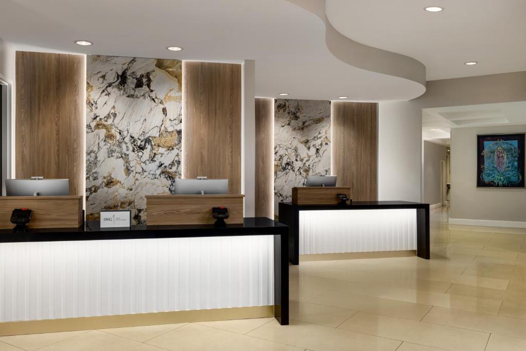 Twin Center Holiday Deal Orlando + Cancun10 Nights from £1,279