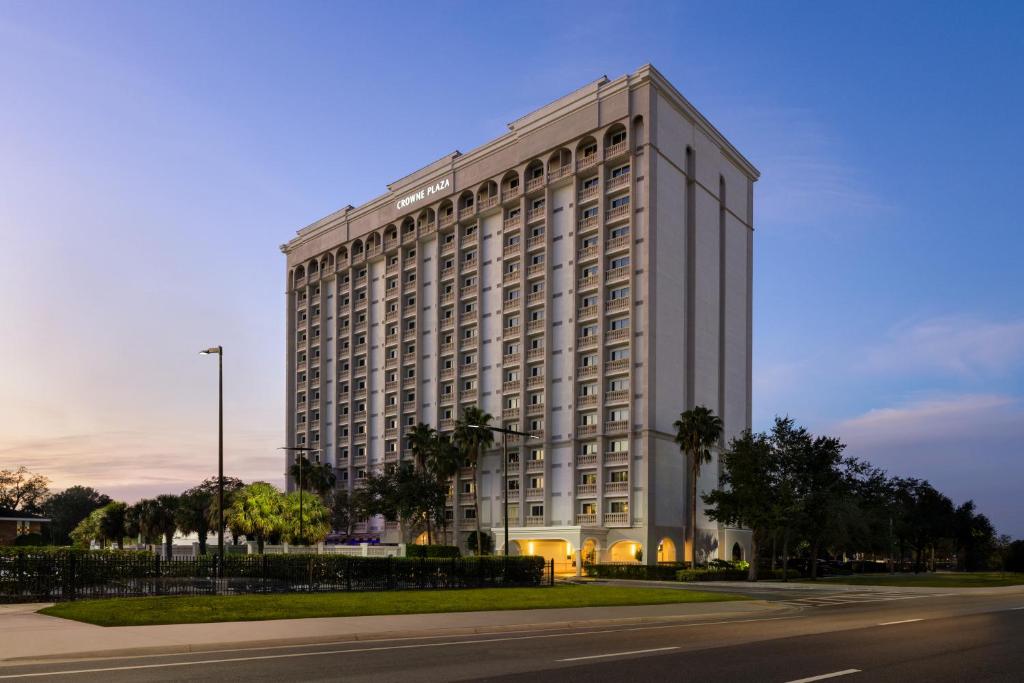 Twin Center Holiday Deal Orlando + Cancun10 Nights from £1,279