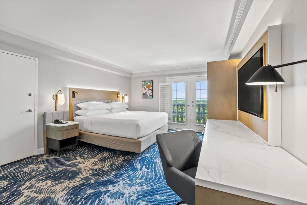 Twin Center Holiday Deal Orlando + Cancun10 Nights from £1,279