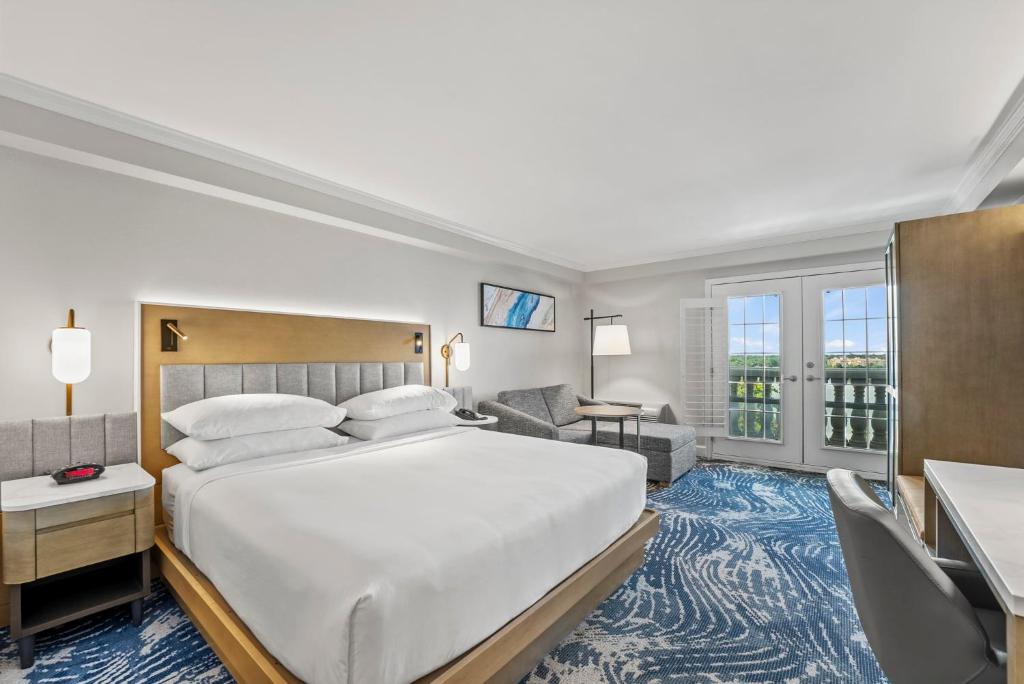 Twin Center Holiday Deal Orlando + Cancun10 Nights from £1,279