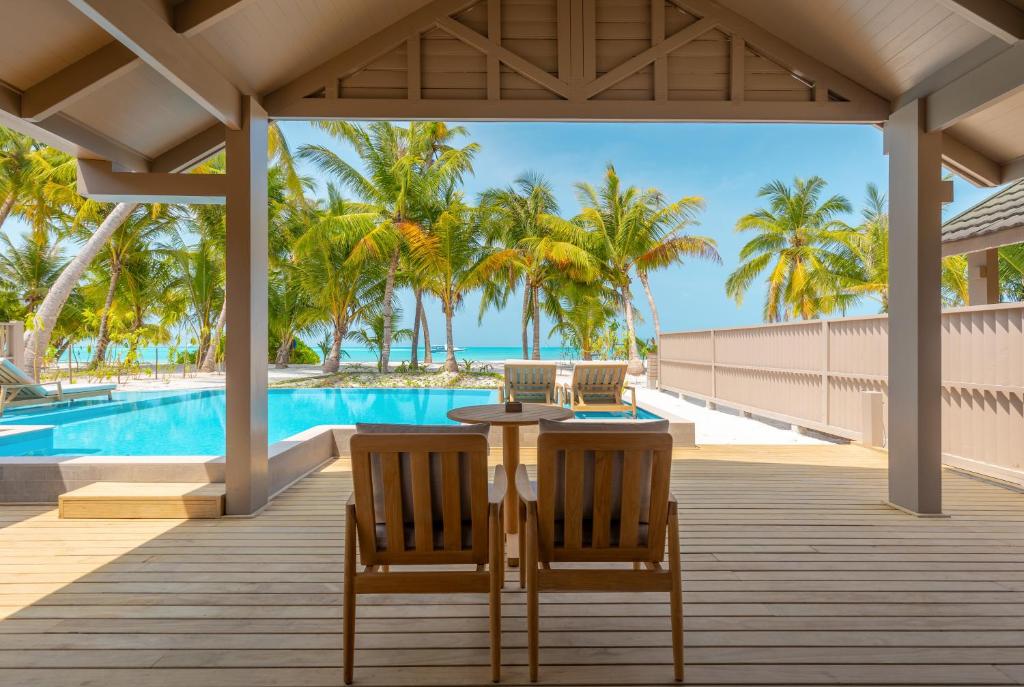 Luxury Dual Destination: 03 Nights in Hilton Dubai the Walk & 07 Nights Meeru Island Maldives with All Inclusive Plus