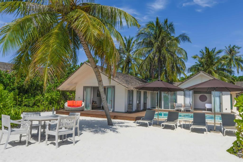 Luxury Awaits: 07 Nights Stay at Lagoon Villa in Cora Cora Maldives with PremiumAll-Inclusive! From £2699 per Person
