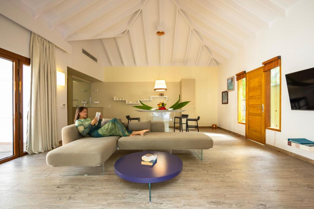 Exclusive 07 Nights You & Me Cocoon Maldives at Aqua Suite with Slide w/flight Transfers,