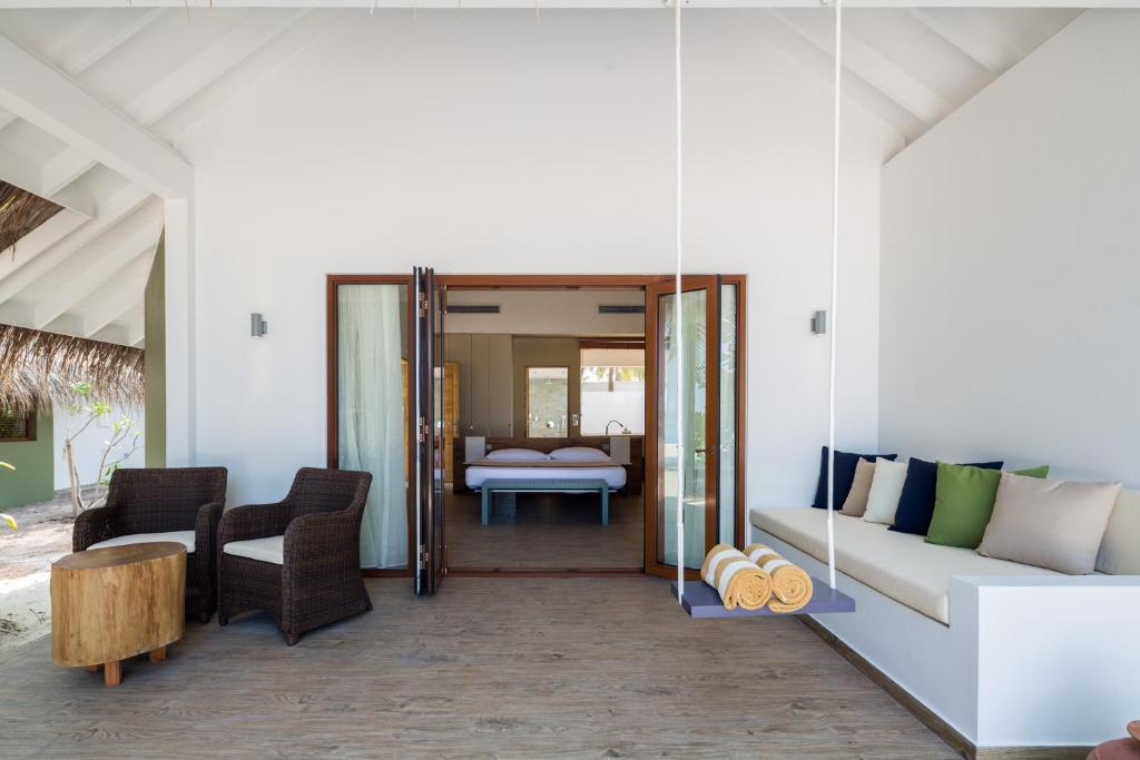 Exclusive 07 Nights You & Me Cocoon Maldives at Aqua Suite with Slide w/flight Transfers,