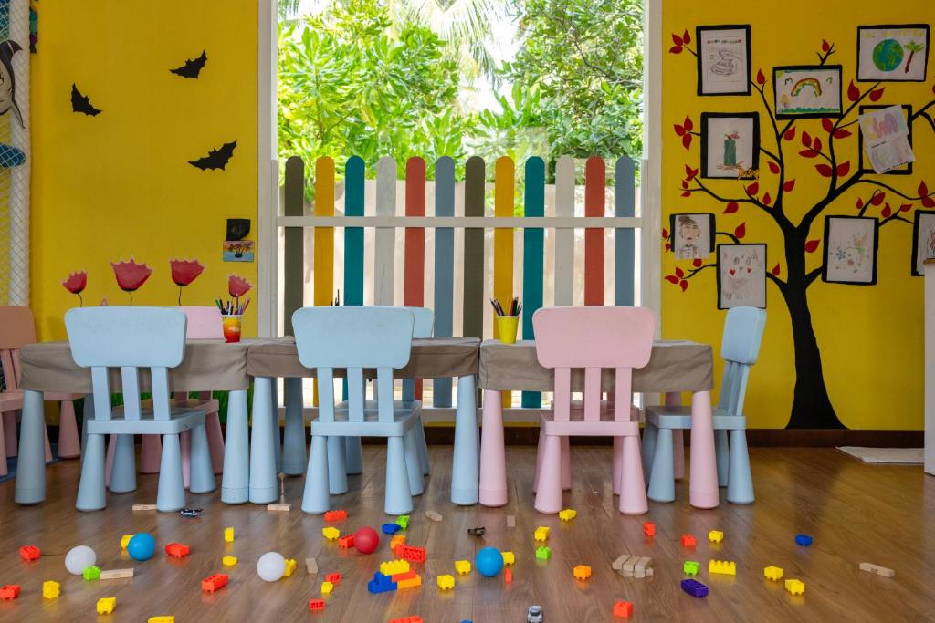 Exclusive 07 Nights You & Me Cocoon Maldives at Aqua Suite with Slide w/flight Transfers,