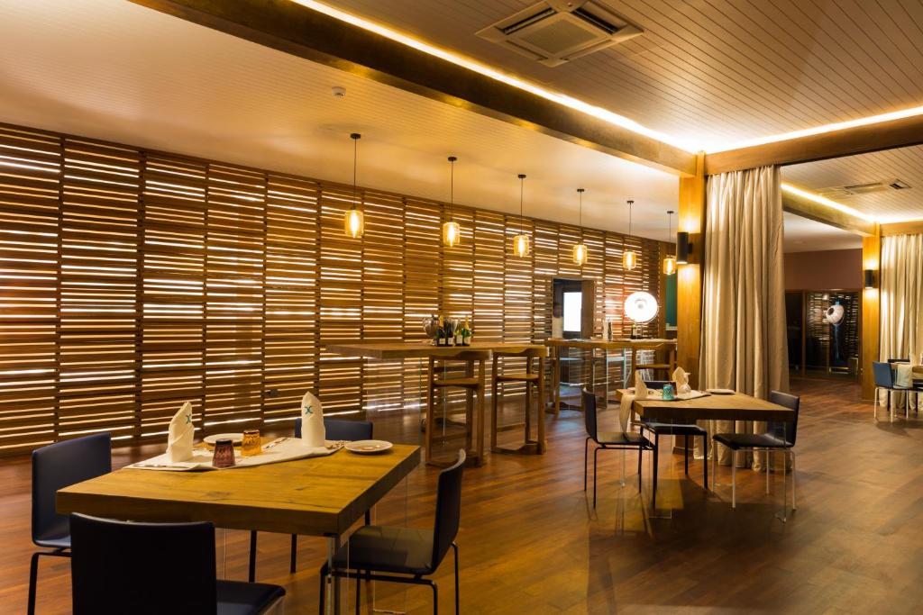 Exclusive 07 Nights You & Me Cocoon Maldives at Aqua Suite with Slide w/flight Transfers,