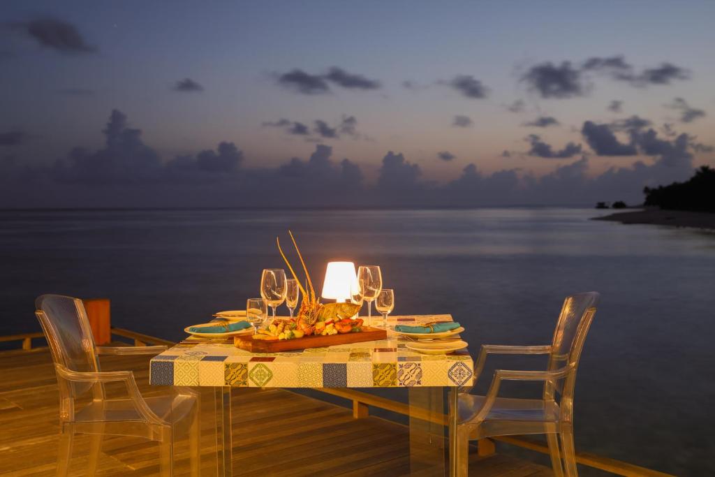 Exclusive 07 Nights You & Me Cocoon Maldives at Aqua Suite with Slide w/flight Transfers,