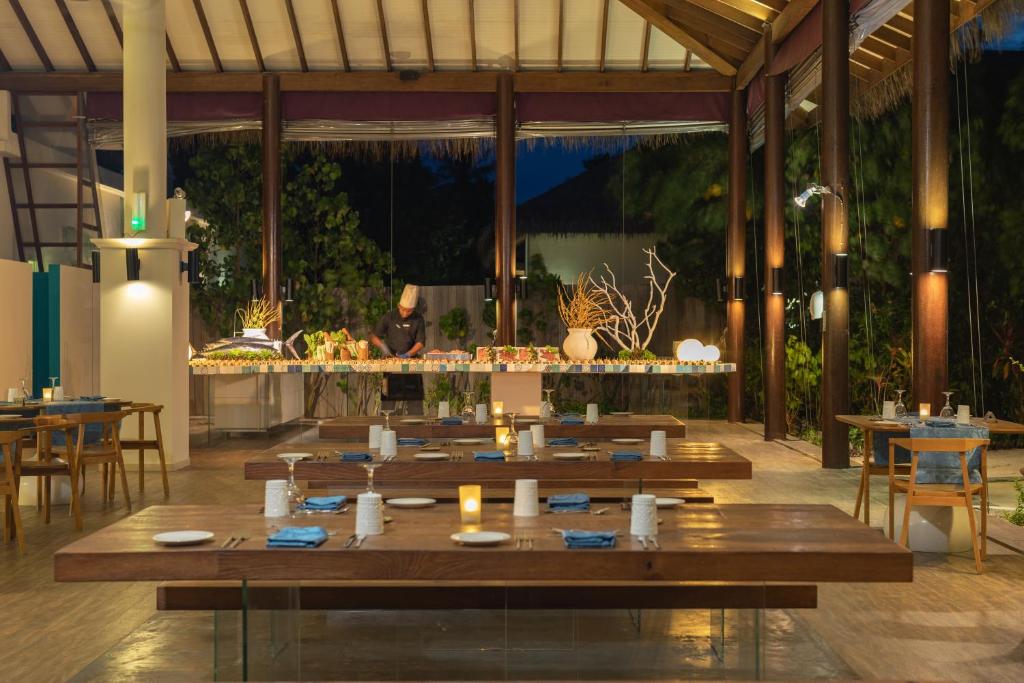 Exclusive 07 Nights You & Me Cocoon Maldives at Aqua Suite with Slide w/flight Transfers,