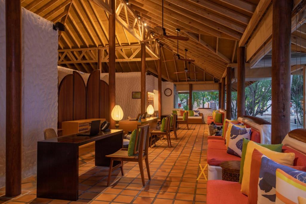 07 Nights of Aquatic Wonder at Grand Hyatt Dubai & Cinnamon Dhonveli Maldives, £ 2199 pp