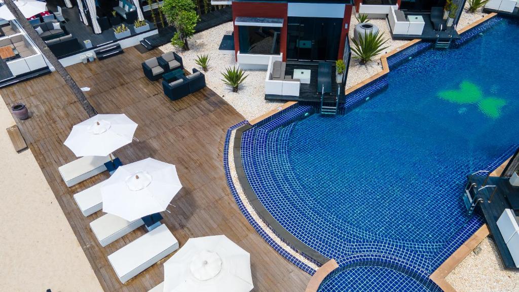 PHUKET KHAO LAK KOH YAO NOI KRABI 28 NIGHTS FROM £1,849PP £49PP DEPOSIT 4 TOP-RATED RESORTS • FLIGHTS • TRANSFERS • BAGGAGE INCLUDED