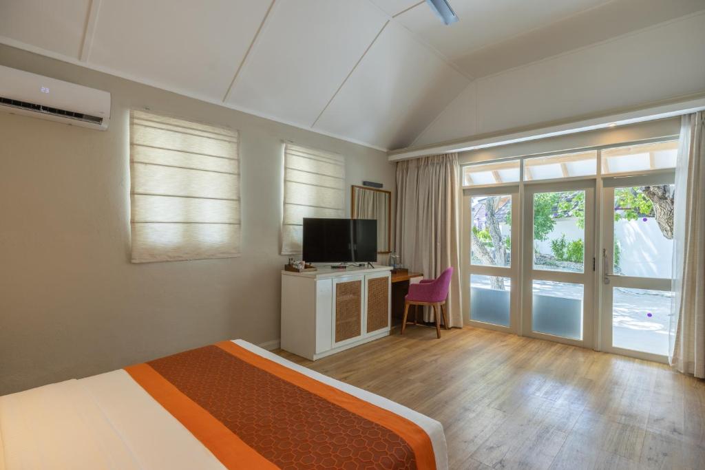 14 Days – Taj Mahal by Day, Turquoise Waters by Night From £2,249pp All-Inclusive