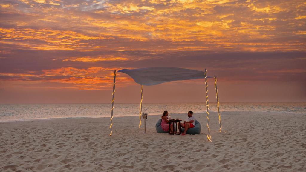 Unbox the ultimate Maldives experience – All Inclusive 07 Nights in a Water Villa at NH Collection Maldives Havodda Resort, w/flights & transfers, just £2999pp