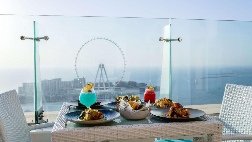 Double Destination Holiday Deal || Maldives & Dubai