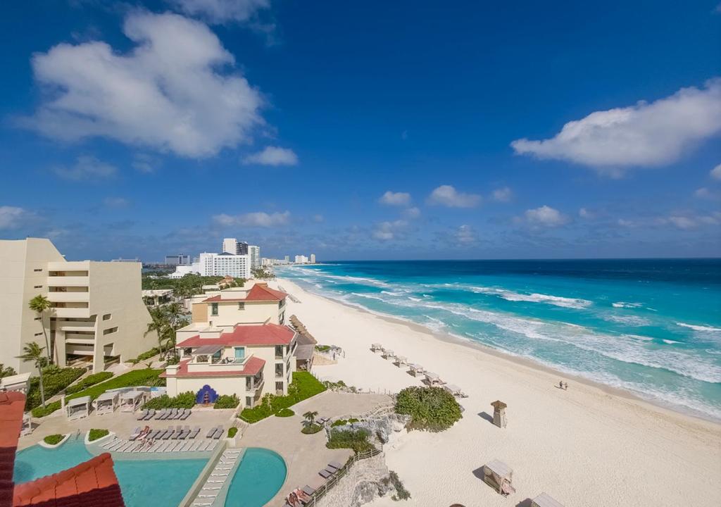Twin Center Holiday Deal Orlando + Cancun10 Nights from £1,279