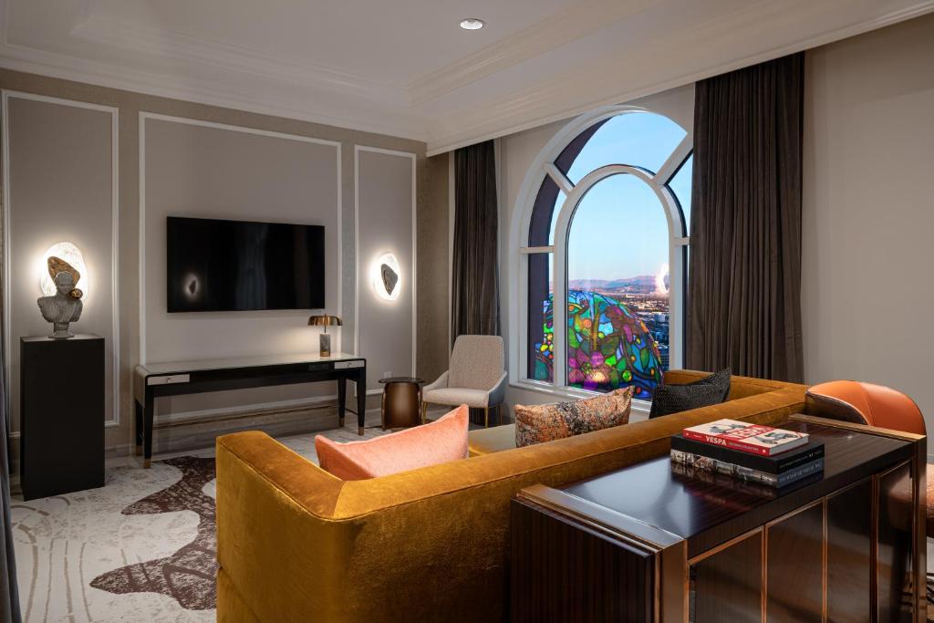 Double Destination Holiday Deal || Cancun + Las Vegas