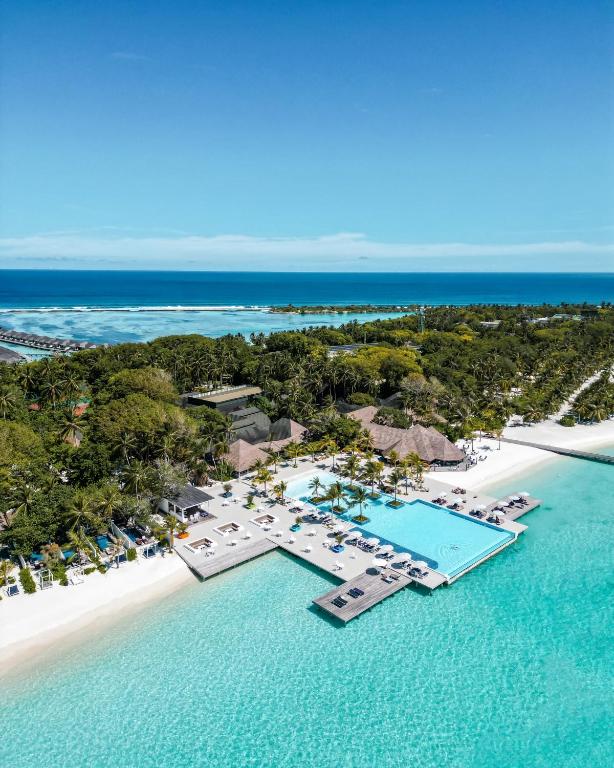 10 Nights of Indulgence and Relaxation in Abu Dhabi and the Maldives