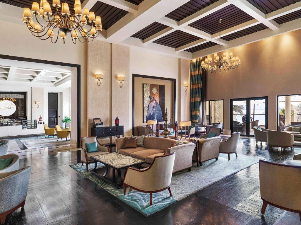 Ignite romance with a 10 Nights Stay at Varu by Atmosphere Water Villa with Pool Maldives and Fairmont Palm Dubai