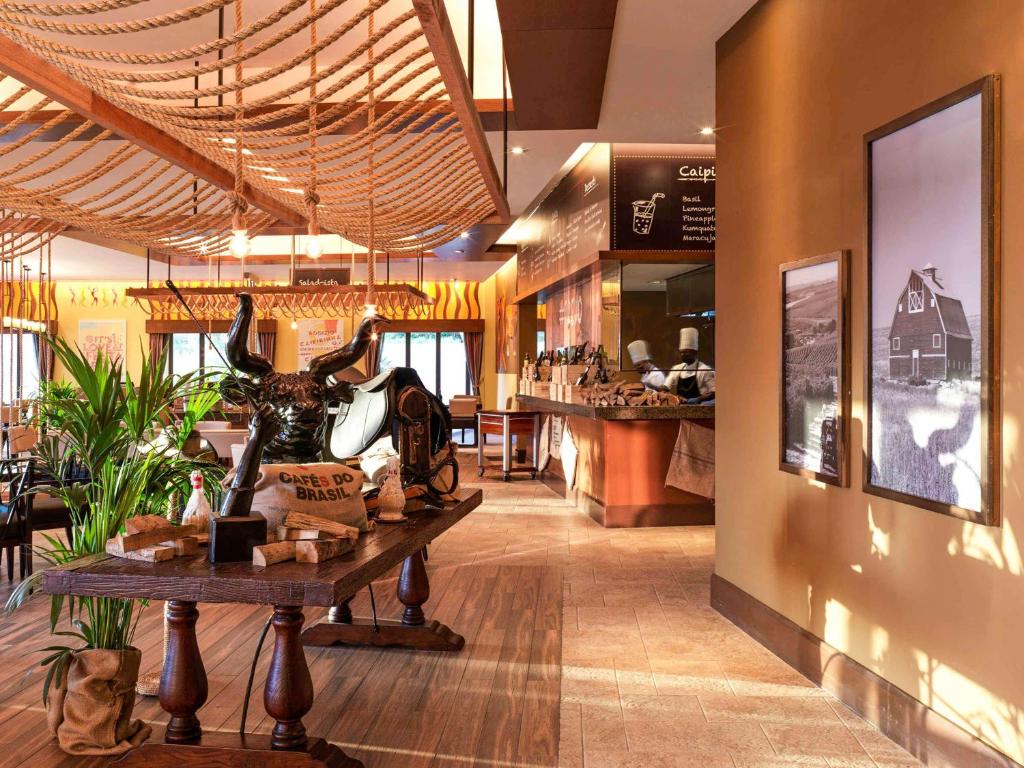 Ignite romance with a 10 Nights Stay at Varu by Atmosphere Water Villa with Pool Maldives and Fairmont Palm Dubai