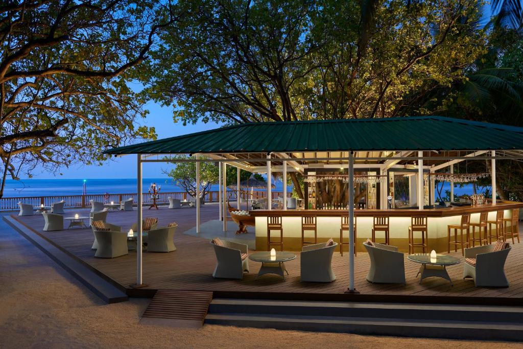 14 Days – Taj Mahal by Day, Turquoise Waters by Night From £2,249pp All-Inclusive