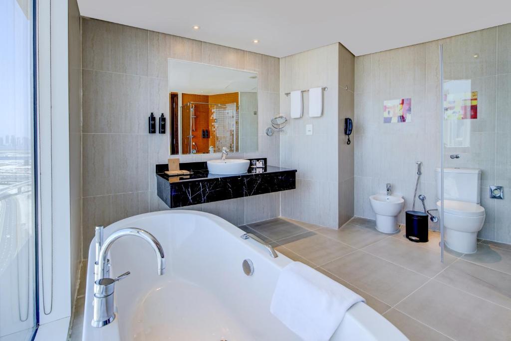 10 Nights in a Luxurious Siyam World Maldives – Water Villa! and in the Heart of Abu Dhabi, All-inclusive just in £2249pp