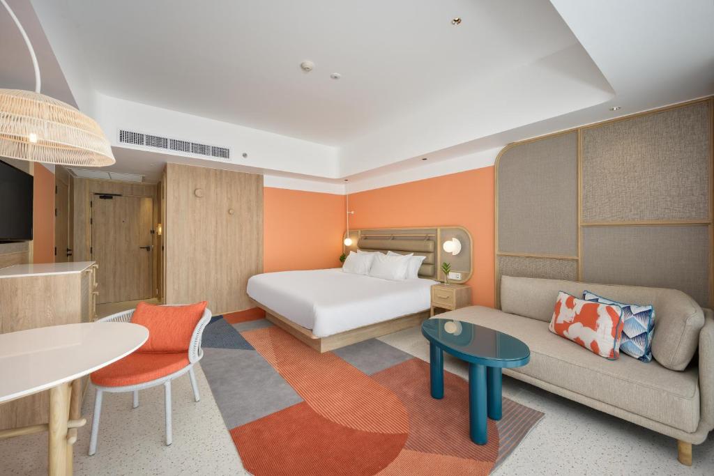 12-Night Multi-Center Thailand Escape! covering Bangkok, Koh Samui & Phuket! price starting from £1,299/PP