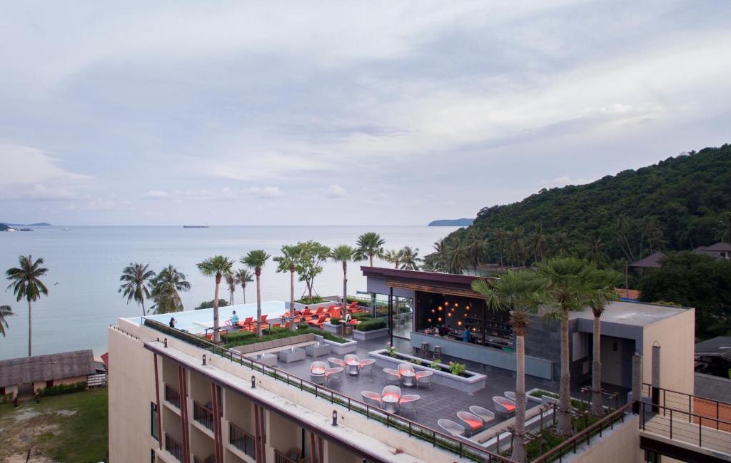 WE'VE MADE KOH LIPE EASY! 14 Nights Koh Lipe, Phuket & Bangkok Price starting From £1,399pp