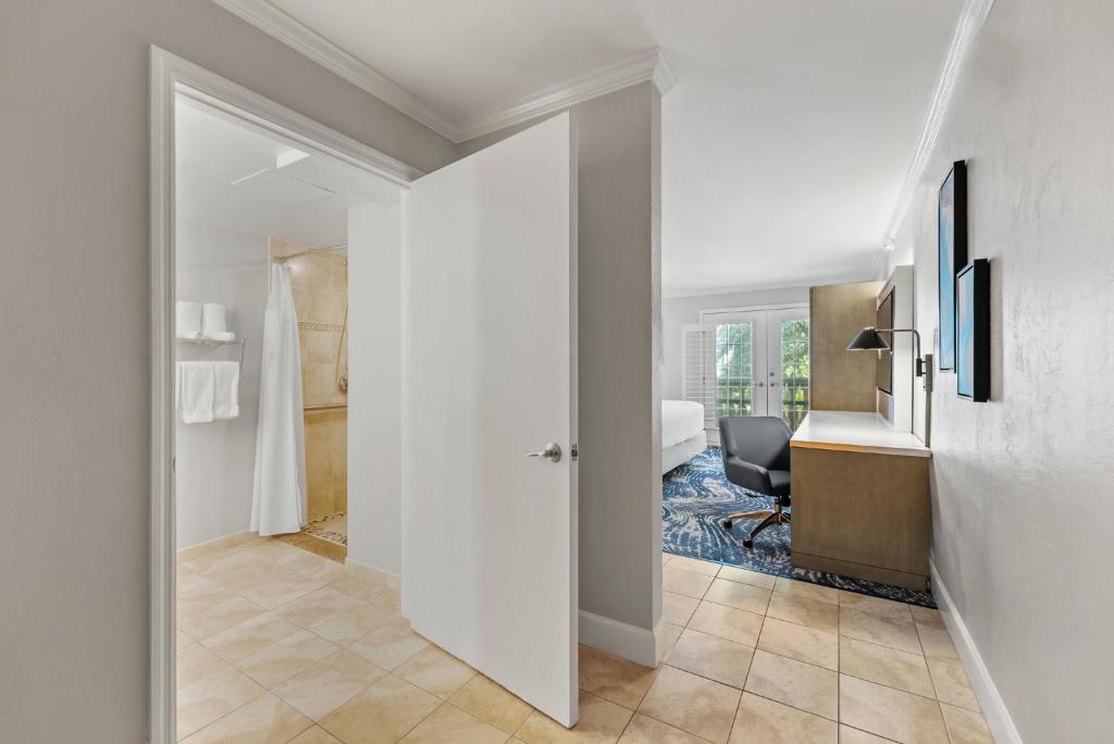 Twin Center Holiday Deal Orlando + Cancun10 Nights from £1,279