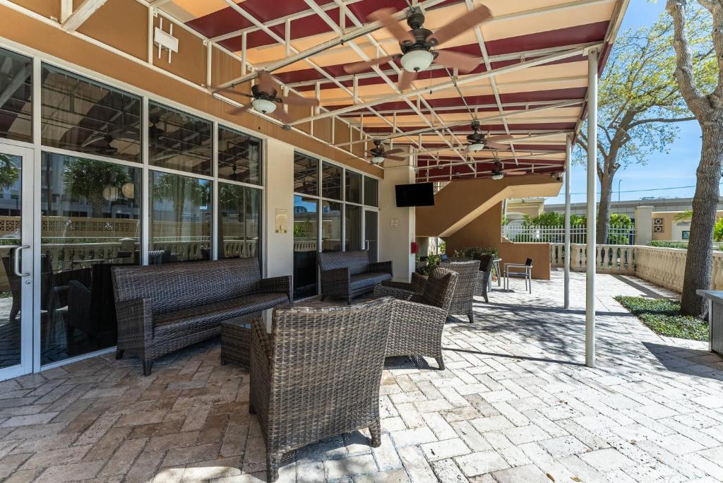 Twin Center Holiday Deal Orlando + Cancun10 Nights from £1,279