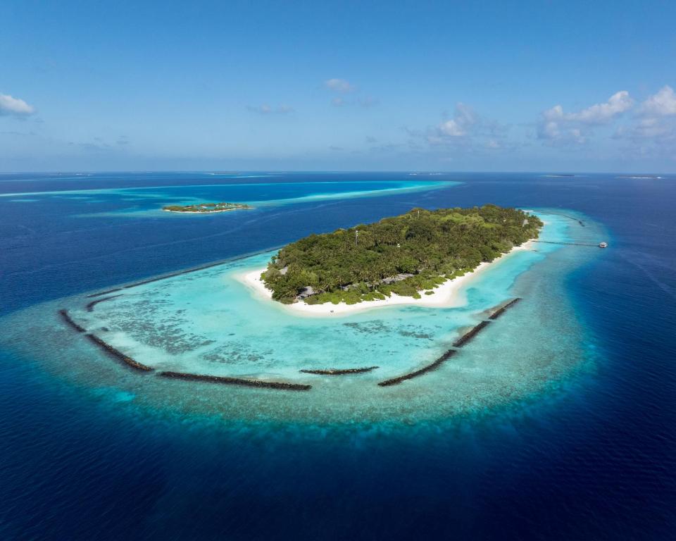 Maldives Beach Villa Escape– 07 Nights All-Inclusive at Royal Island Resort And Spa from£1,749 pp