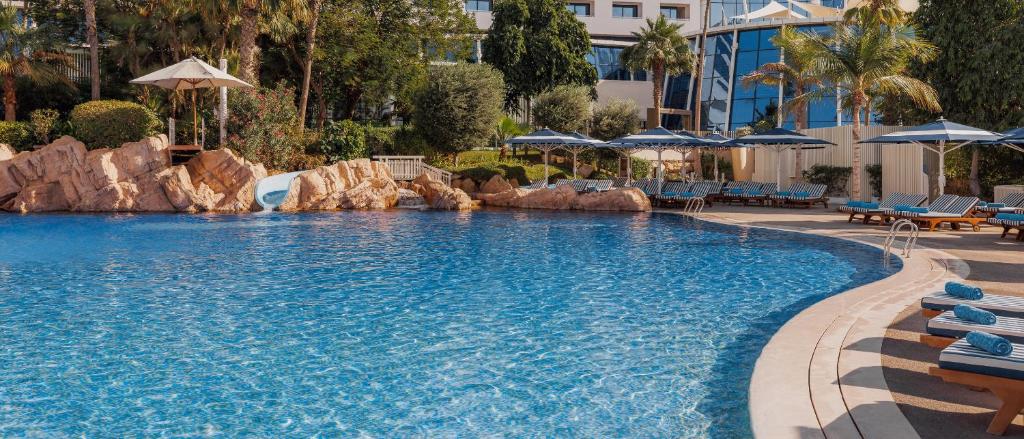 10 Nights of Unmatched Luxury Dubai Elegance Meets Maldivian Paradise Free Upgrade to Lagoon Villa + Pool & SLide with 24 Hour Premium All-Inclusive Benefits Only in £2999/PP